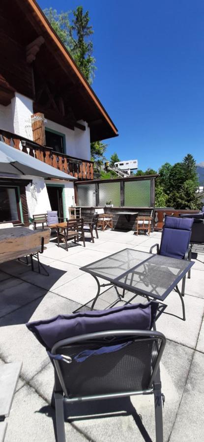 Pensjonat Alpenappartements Schwalbennestl 2*