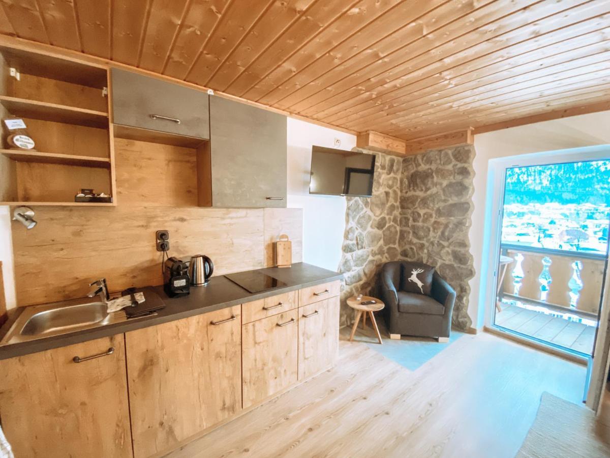 Alpenappartements Schwalbennestl Pensjonat 2*